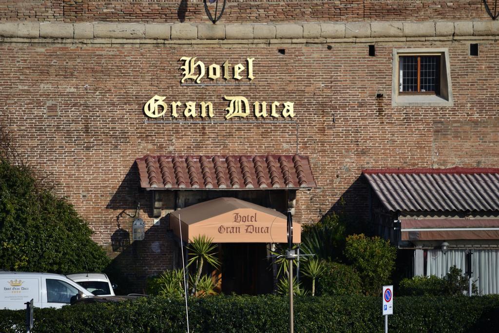 Hotel Gran Duca Ливорно Экстерьер фото